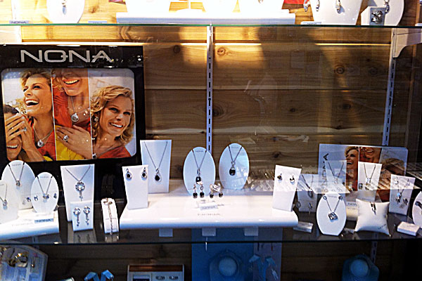 Retail Display Glass Shelving